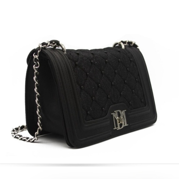 Badgley Mischka Handbags - Badgley Mischa Black Shoulder Bag NWT🫶